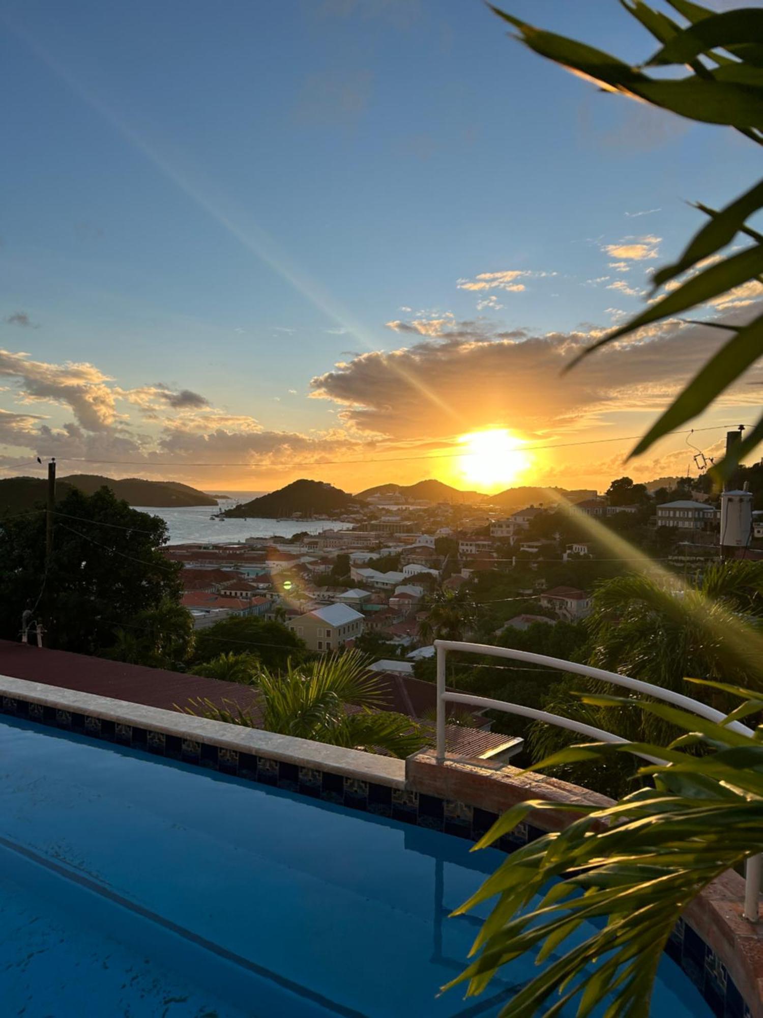 The Mary Anne Boutique Hotel Usvi Шарлотта-Амалия Экстерьер фото